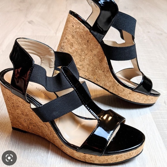 Adrienne Vittadini Shoes - Black Wedge Sandals, barely worn !